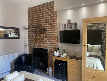 Arran Lodge