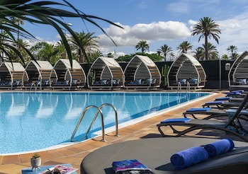 Axelbeach Maspalomas Apartments & Lounge Club - Adults Only