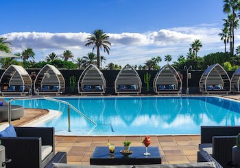 Axelbeach Maspalomas Apartments & Lounge Club - Adults Only