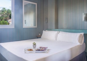 Axelbeach Maspalomas Apartments & Lounge Club - Adults Only