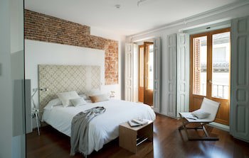 Eric Vokel Madrid Suites