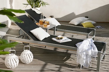 Eric Vokel Madrid Suites