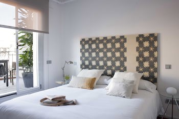 Eric Vokel Madrid Suites