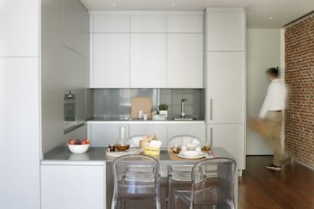 Eric Vokel Madrid Suites