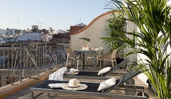 Eric Vokel Madrid Suites