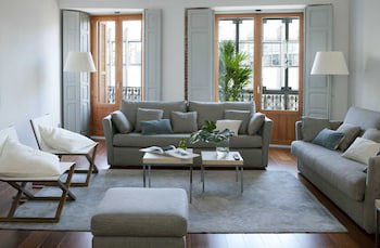 Eric Vokel Madrid Suites