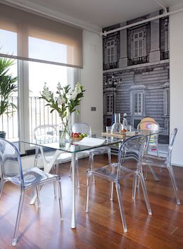 Eric Vokel Madrid Suites