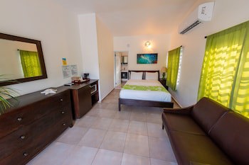 Casa Verde Hotel