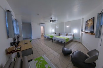 Casa Verde Hotel