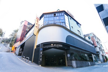 Elysee Hotel