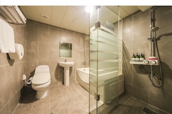 Elysee Hotel