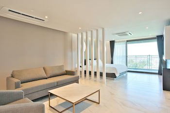 Boutique Villa De Aewol