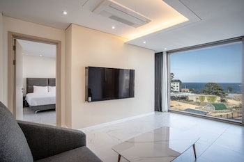 Boutique Villa De Aewol