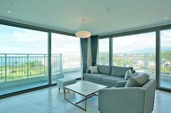 Boutique Villa De Aewol