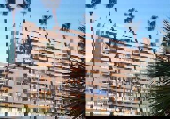 Sun Hall Beach Hotel Apts.