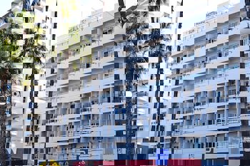 Sun Hall Beach Hotel Apts.