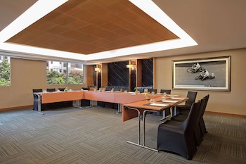 Doubletree Suites By Hilton Bengaluru Outer Ring Road