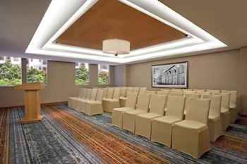 Doubletree Suites By Hilton Bengaluru Outer Ring Road