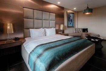 Amaroossa Suite Bali