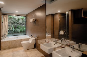Amaroossa Suite Bali