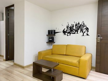 Apartamentos Regency La Feria