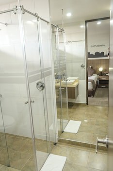 Apartamentos Regency La Feria
