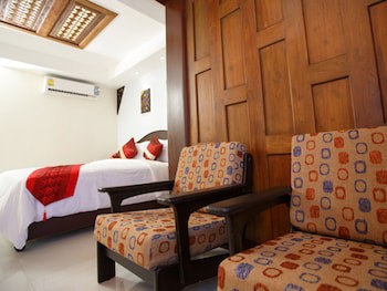 Chang Siam Inn