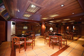 Chang Siam Inn