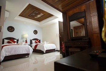 Chang Siam Inn