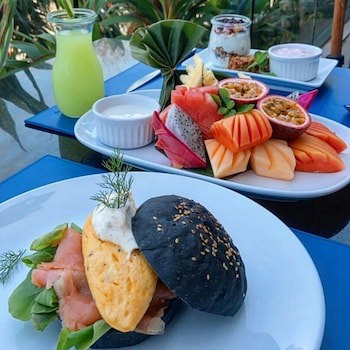 Absolute Twin Sands Resort & Spa