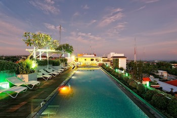 Maxonehotels At Bukit Jimbaran