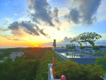 Maxonehotels At Bukit Jimbaran