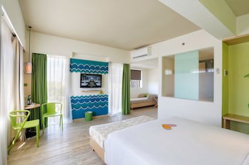 Maxonehotels At Bukit Jimbaran
