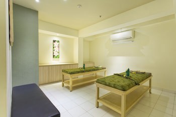 Maxonehotels At Bukit Jimbaran