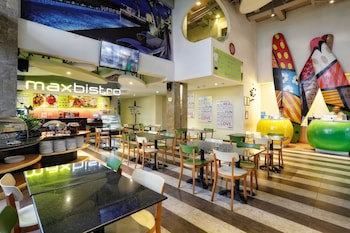 Maxonehotels At Bukit Jimbaran