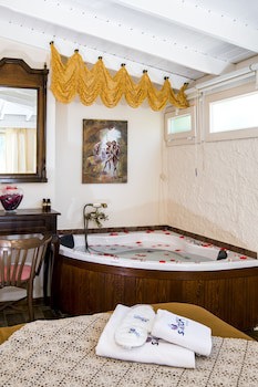 Alacati Sultan Konak Otel