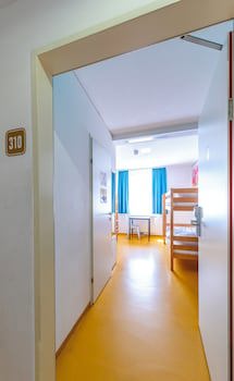 A&T Hotel & Hostel