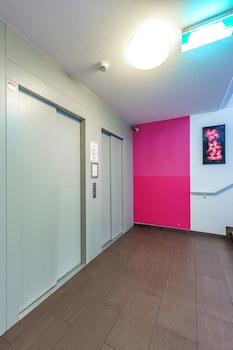 A&T Hotel & Hostel