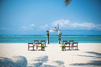 Diamonds Leisure Beach & Golf Resort