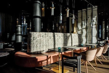 Motel One Dusseldorf-Hauptbahnhof galeri fotoğrafı