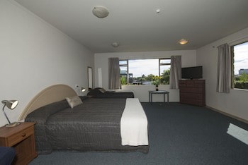 Lake Point Motel