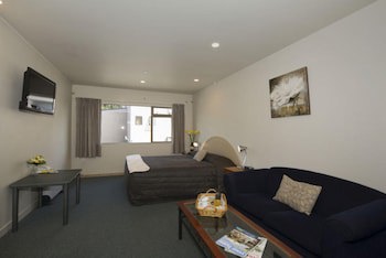 Lake Point Motel