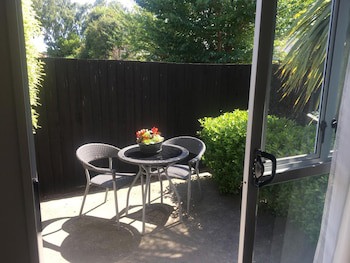 Fyffe On Riccarton