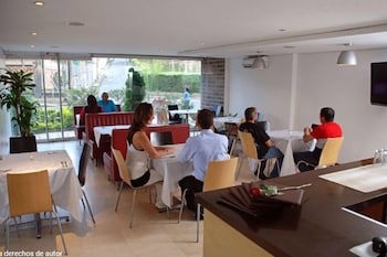 Hotel Porton Sabaneta