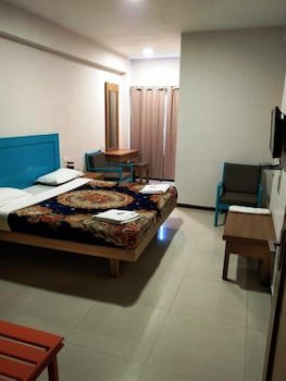 Hotel Preethi Palace