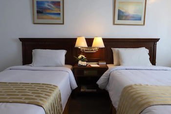 Tiara Oriental Hotel