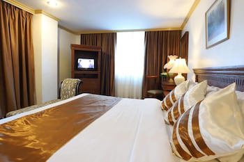 Tiara Oriental Hotel