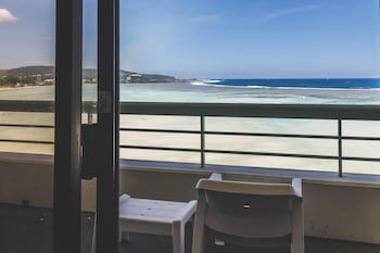 Alupang Beach Tower