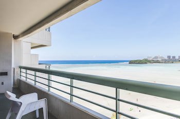 Alupang Beach Tower