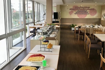 Paeva Luxury Serviced Residence (Adults Only)